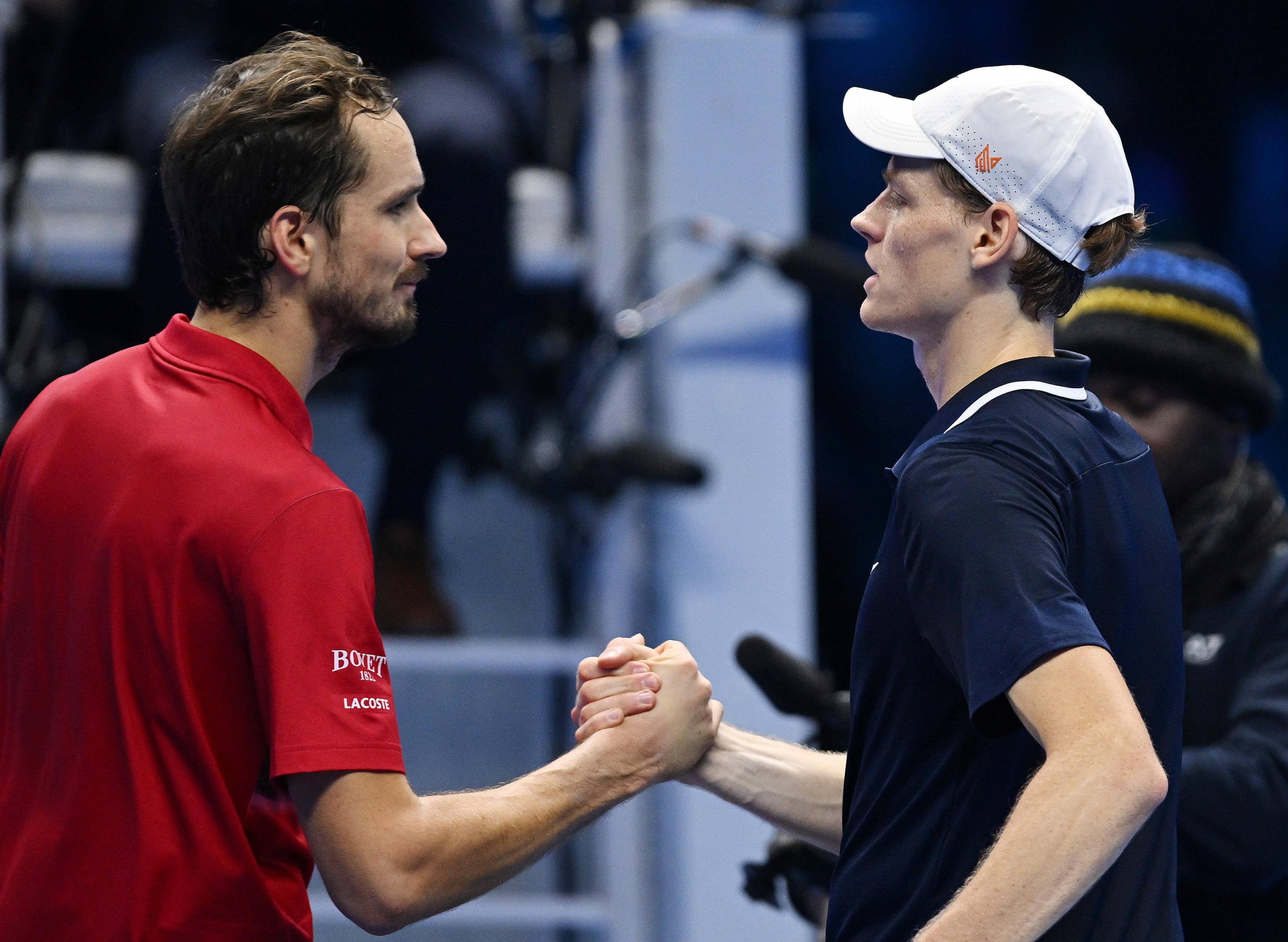 日本网球队鏖战美国网球队,梅德韦杰夫制霸全场的简单介绍 日本网球队鏖战美国网球队,梅德韦杰夫制霸全场的简单介绍